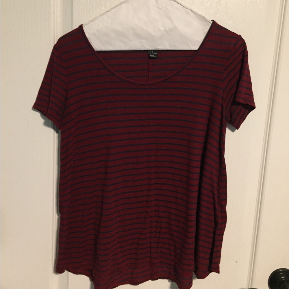 Short sleeve stripped shirt